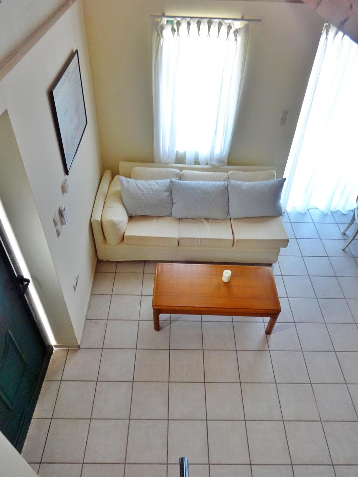 Thalassa Apartment *